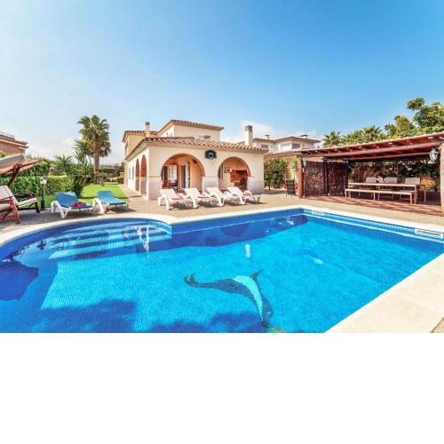 Holiday Home Mari by Interhome