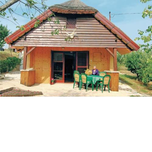 Holiday home Méhes u-Cserszegtomaj