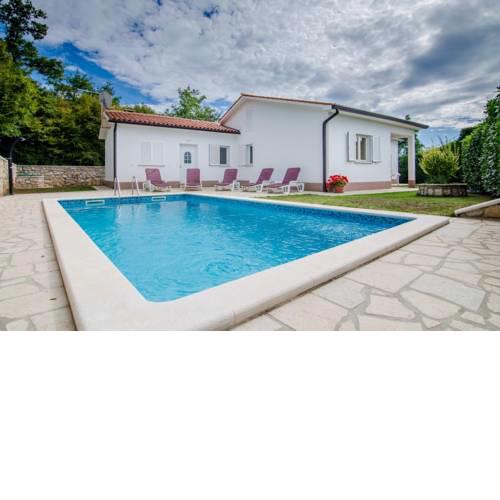 Holiday Home Mia