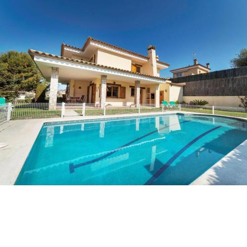 Holiday Home Miro by Interhome