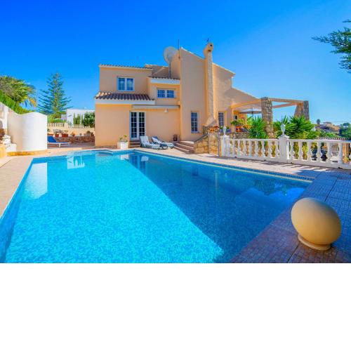Holiday Home Nadine by Interhome