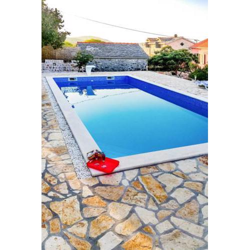 Holiday Home Nikola (ROZ420)