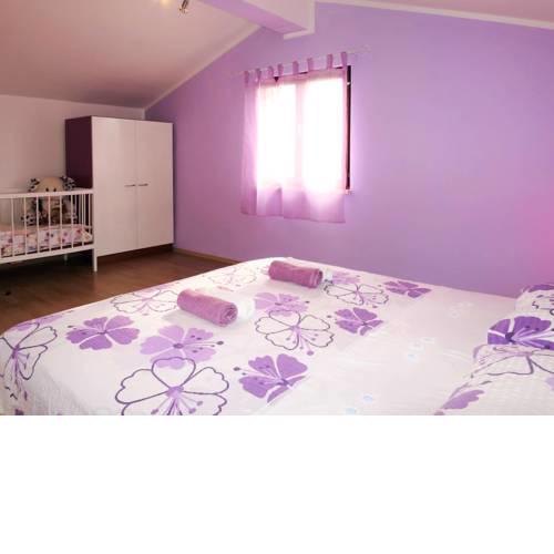 Holiday Home Nikolina (ROJ412)