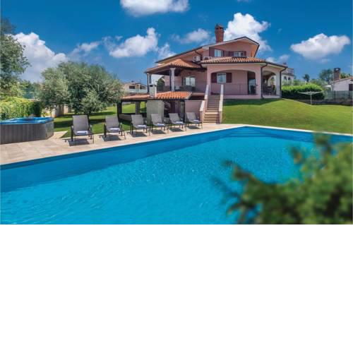 Holiday home Nova Vas 74 with Hot tub