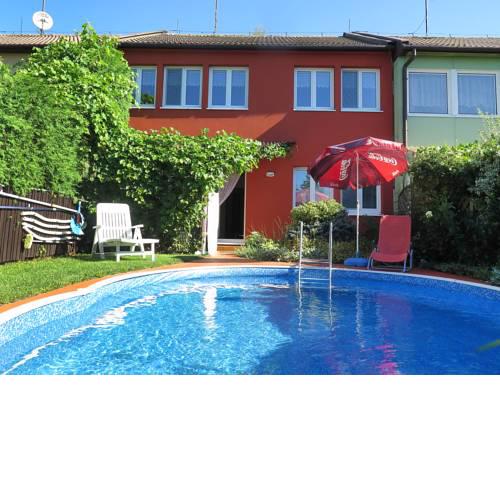 Holiday Home OleÅ¡nÃ¡