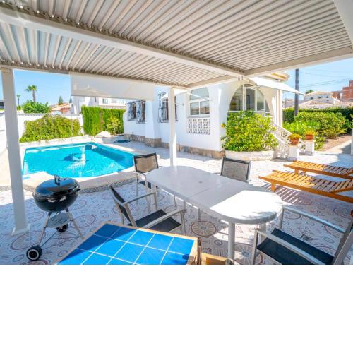 Holiday Home Picasso by Interhome