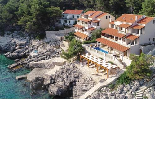 Holiday home Podjamje I