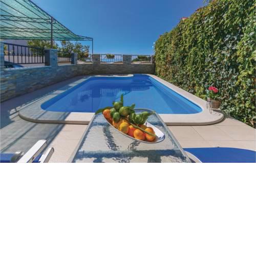 Holiday home Podstrana 42 with Outdoor Swimmingpool