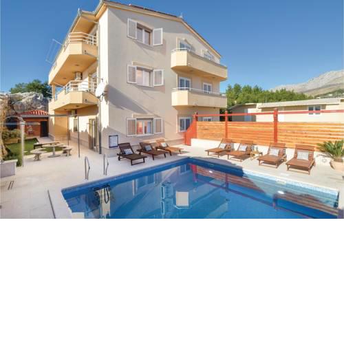 Holiday home Podstrana 43 with Outdoor Swimmingpool
