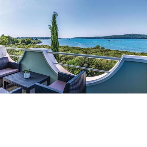 Holiday home Pomer IV