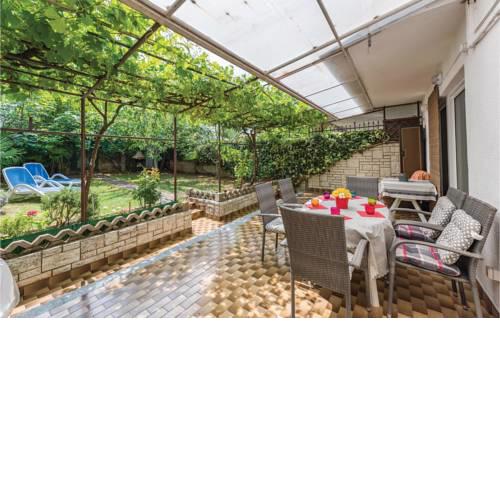 Holiday Home Porec 02