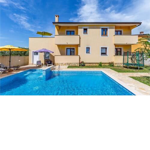 Holiday home Pula 26