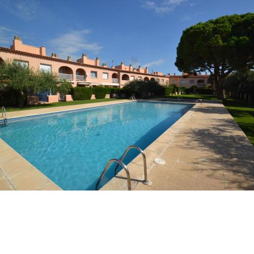 Holiday Home Raquel by Interhome