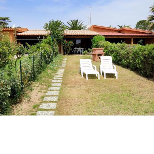 Holiday Home Rei Mare Fronte Marina - REI205 by Interhome