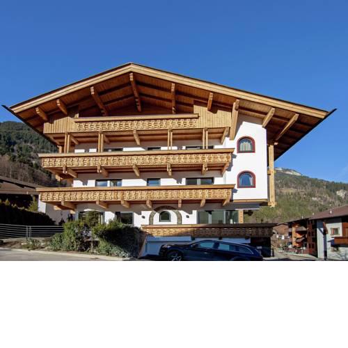 Holiday home Residenz Tuxertal 2