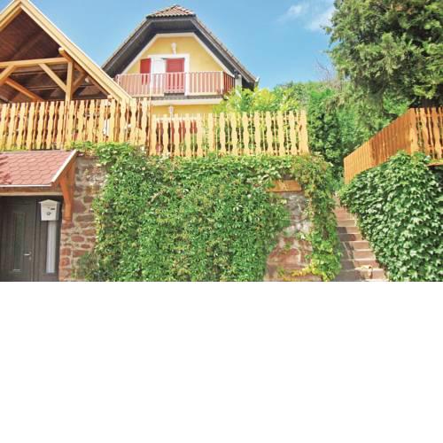 Holiday home Rokarantoi Utca-Szigliget