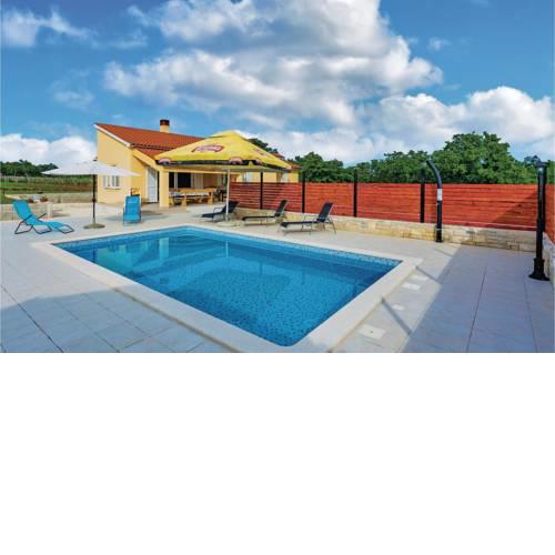 Holiday home Sarici with a Fireplace 205