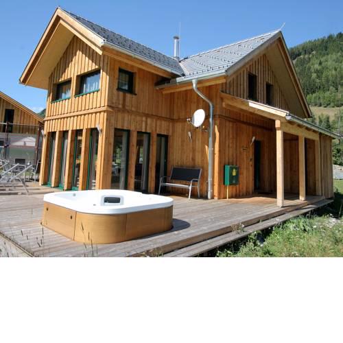 Holiday Home Sonneck mit Outdoor Jacuzzi