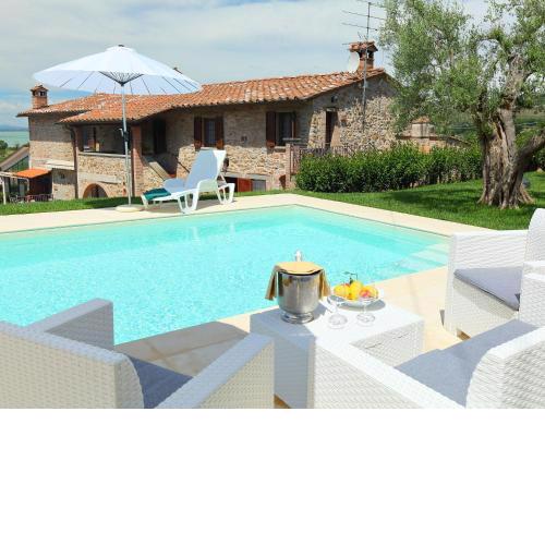 Holiday Home Trasimeno link by Interhome
