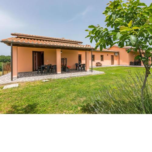 Holiday Home Trilocale Sorano 2 by Interhome