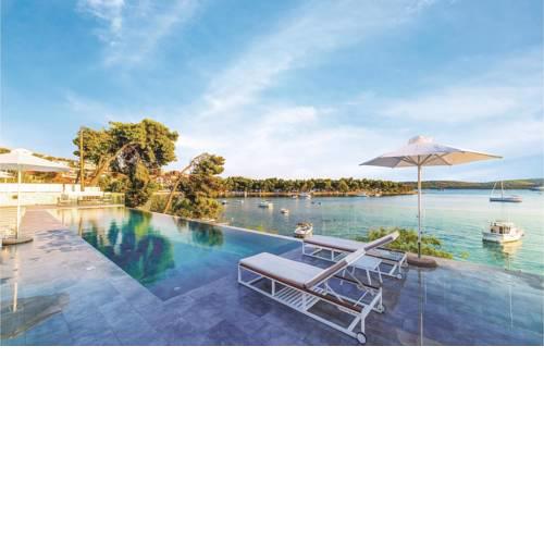 Holiday Home Trogir with Hot Tub IV