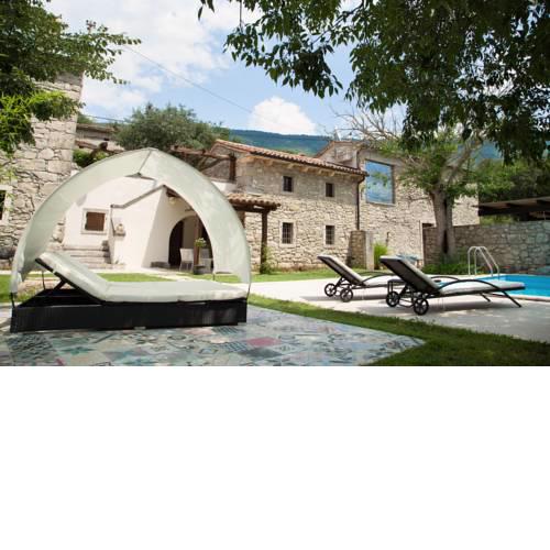 Holiday Home Trohi