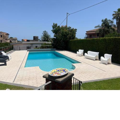 Holiday home Tropical House with private pool and near the sea