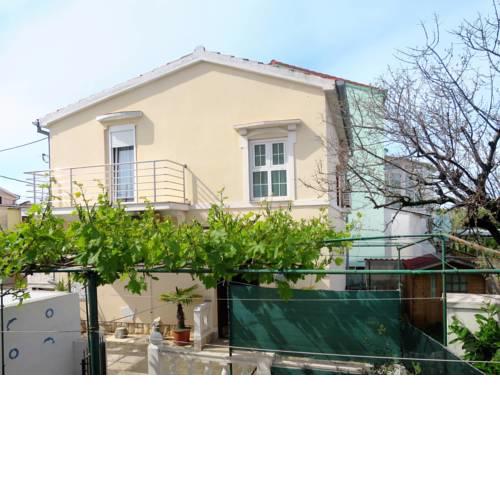 Holiday Home Vesna (ZAD105)