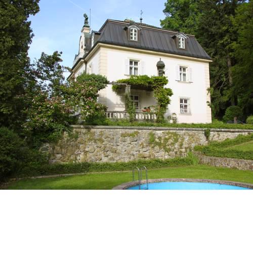 Holiday Home Villa GrÃ¼tzner