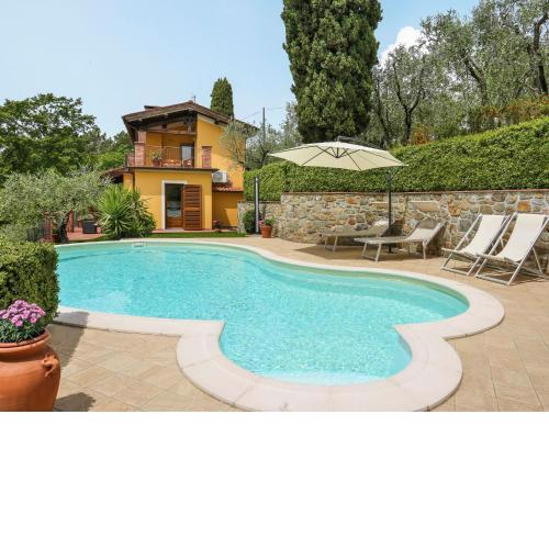 Holiday Home Villa I Cipressi by Interhome