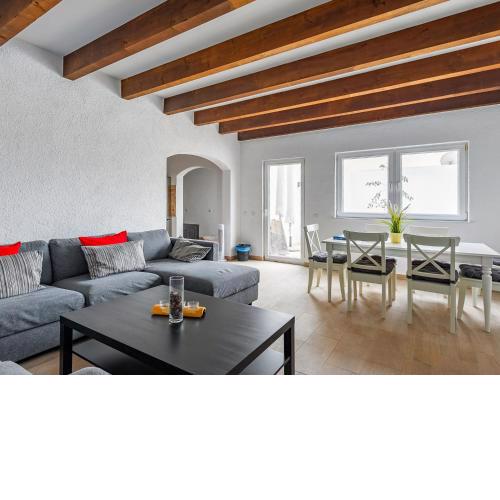 Holiday Home Vista del Mar 2 by Interhome