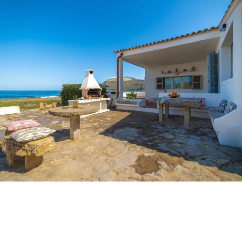 Holiday Home Xoroi by Interhome