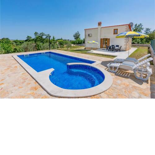 Holiday home Zminj 55 with Outdoor Swimmingpool