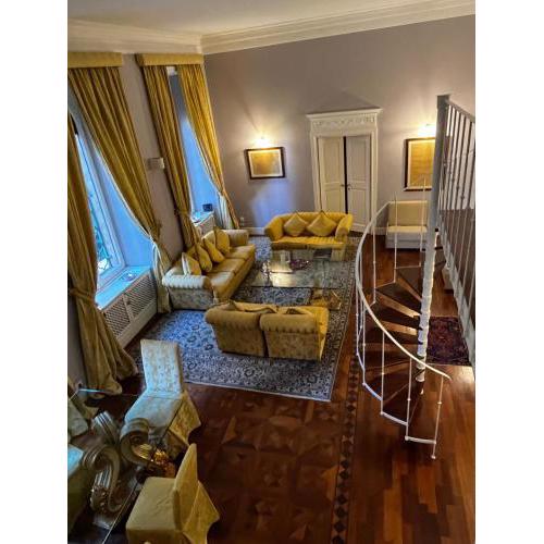 Holiday House Belle Arti - NEL CUORE DI ROMA