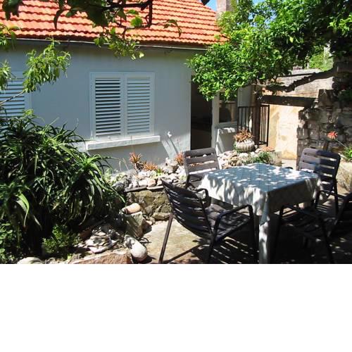 Holiday House Dani