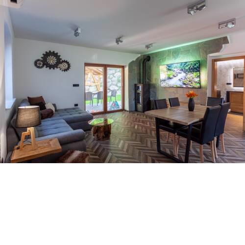 Holiday House My Time