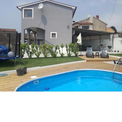 Holiday House Ulika