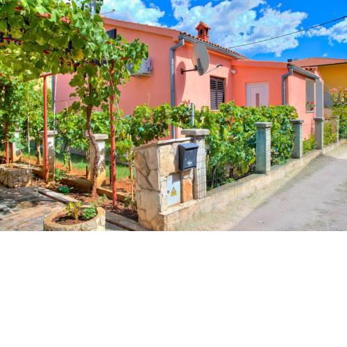 Holiday house with a parking space Fazana - 11396
