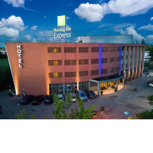 Holiday Inn Express Parma, an IHG Hotel