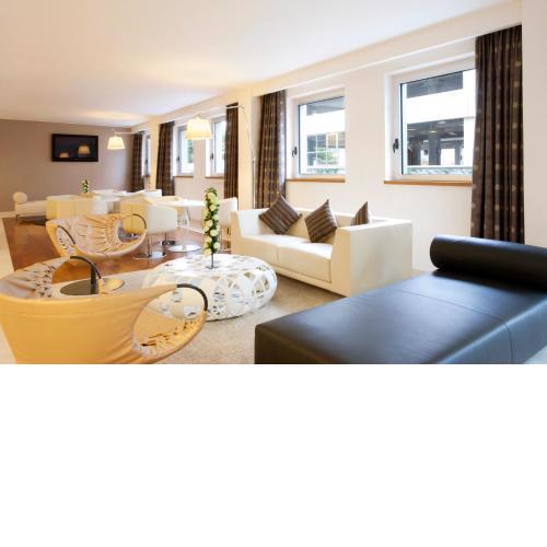 Holiday Inn Salerno-Cava De' Tirreni, an IHG Hotel
