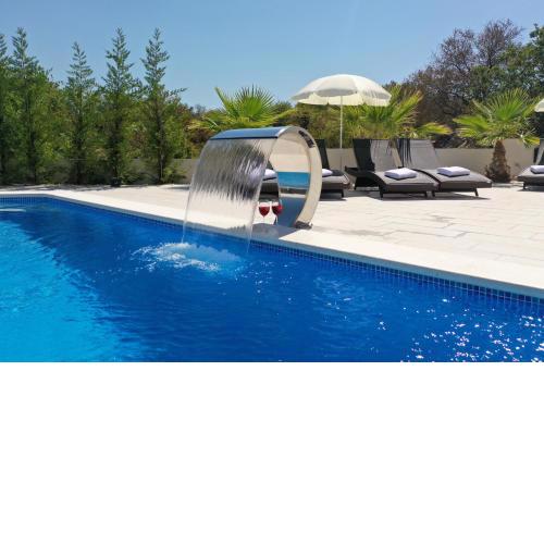 Holiday Luxury Resort Sundance 5