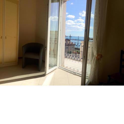 Holiday Rentals Taormina
