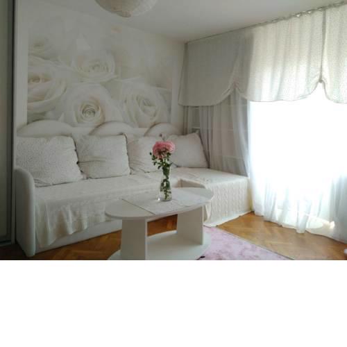 Holiday rooms & apartments in the rosy garden