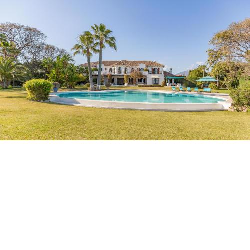 Holiday villa for rent in Marbella