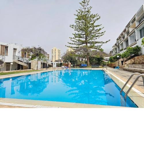 HOLIDAYS BEACH & POOL , Las Americas