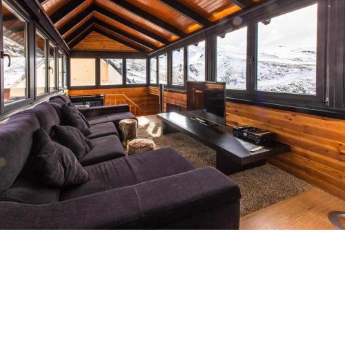 Holidays. Duplex lujo Monte Oiz. 8 personas