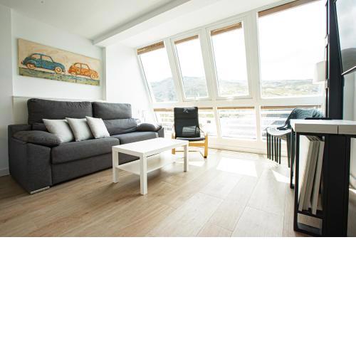 Holidays, Montblanc, 6 personas, 1 dormitorio parking