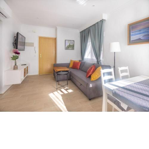 Holidays2Malaga Carril & WIFI Fibra 5G Ideal para trabajar & TV Satelite