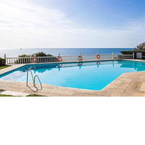 Holidays2Mijas Costa Lubina del Sol Frontline beach, pool, terrace, seaview & parking