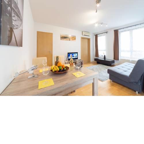 Hollo Apartments